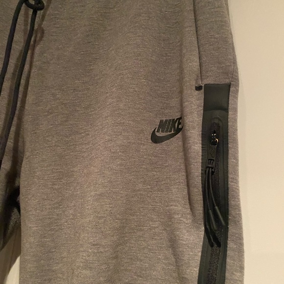 Nike 2 piece tracksuit - Picture 6 of 6
